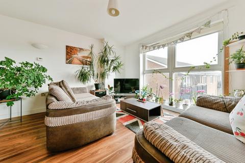 undefined, Capswell Court, Hitchin