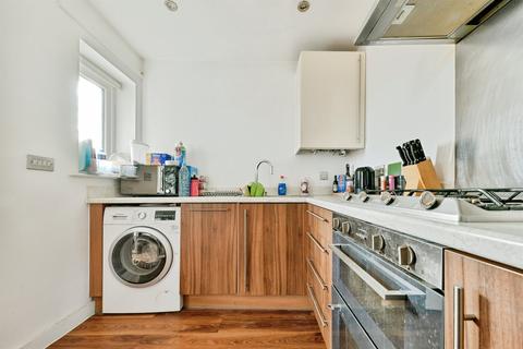 undefined, Capswell Court, Hitchin