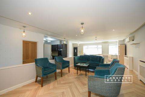 2 bedroom flat to rent, Crofton Road Orpington BR6