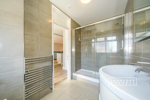 2 bedroom flat to rent, Crofton Road Orpington BR6