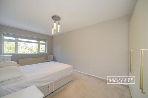 2 bedroom flat to rent, Crofton Road Orpington BR6