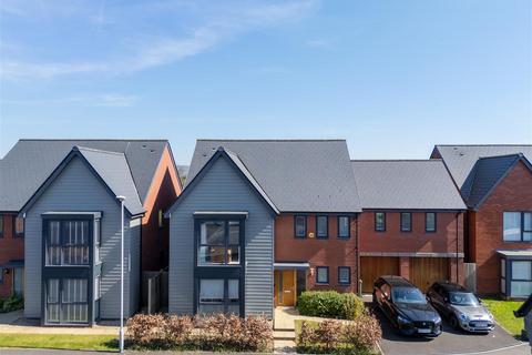 5 bedroom detached house for sale, Arcadius Way, Keynsham, Bristol