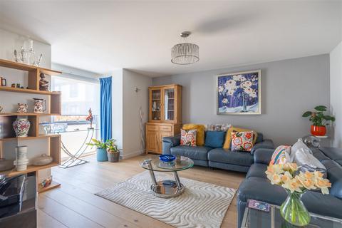 5 bedroom detached house for sale, Arcadius Way, Keynsham, Bristol