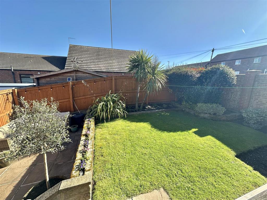 103 Norristhorpe Lane - 10.jpeg