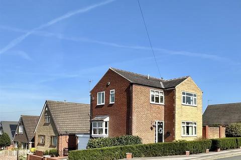 3 bedroom detached house for sale, Norristhorpe Lane, Liversedge