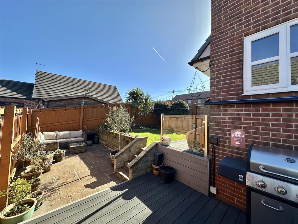 103 Norristhorpe Lane - 13.jpeg