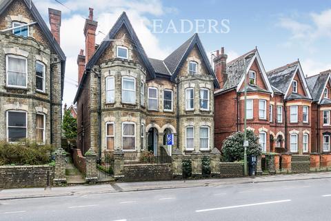 undefined, York Road, Guildford, GU1