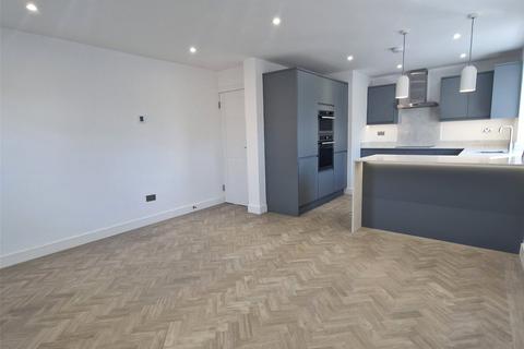 2 bedroom flat to rent, Alma Road, Windsor, Berkshire, SL4