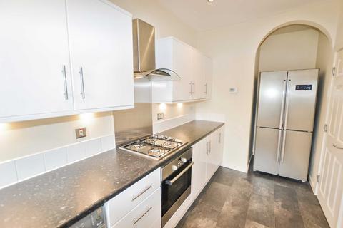 2 bedroom flat to rent, 5 Bridgenorth Avenue, Urmston, Manchester, M41