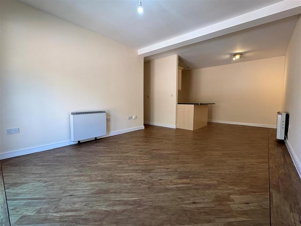 32 louis house 3.jpg