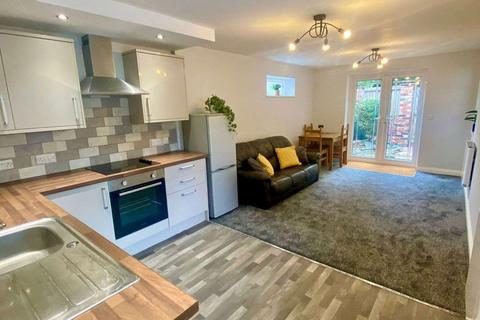 undefined, St. Catherines, Lincoln LN5