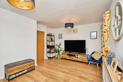 2 bedroom semi-detached house for sale, Oaklands View, COWES, Isle of Wight, PO31