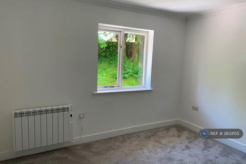 undefined, Ferndown Court, Alton, GU34