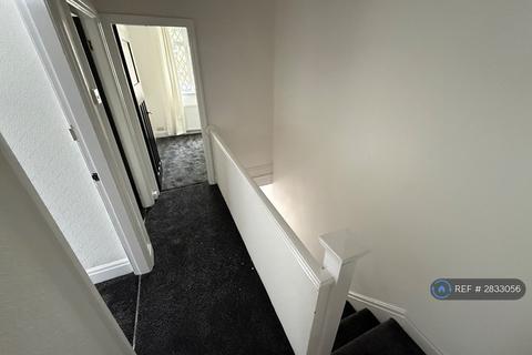 3 bedroom terraced house to rent, Trafford Street, Preston, PR1
