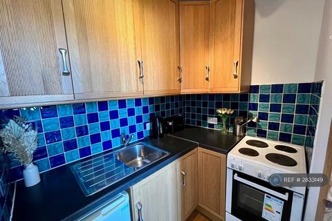 undefined, Dundee Street, Edinburgh, EH11