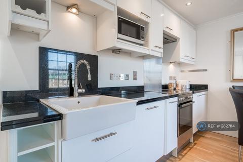 1 bedroom flat to rent, St Pancras Way, London, NW1