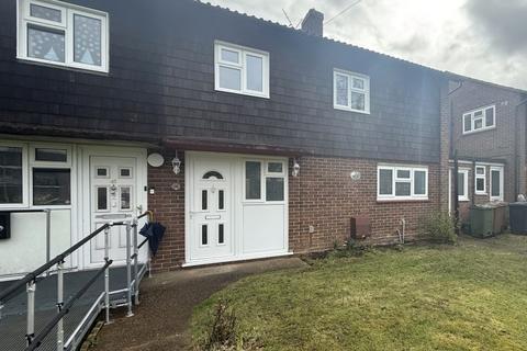 3 bedroom terraced house to rent, Broomfield, Guildford GU2