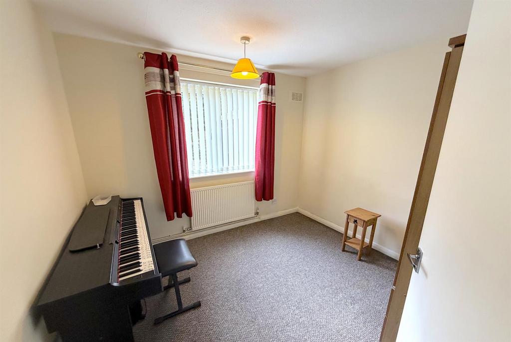 Bedroom 2.jpg