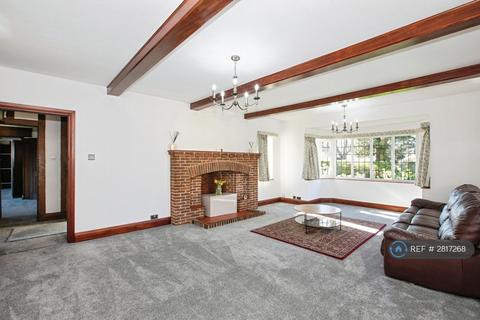 5 bedroom detached house to rent, The Gallop, Sutton, SM2