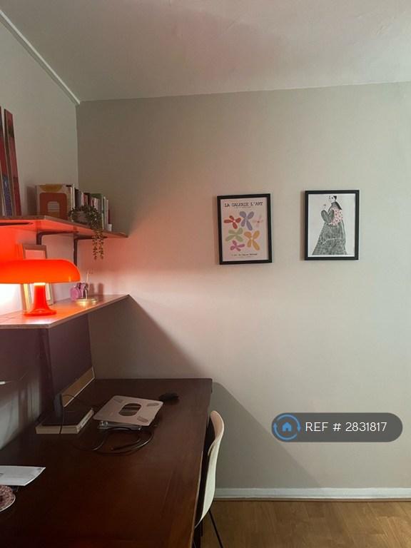 Entry With Office Space And Storage
