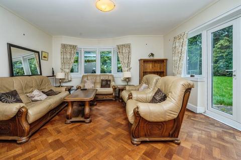 undefined, Hillgrove Crescent, Kidderminster