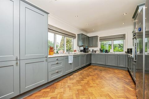 undefined, Hillgrove Crescent, Kidderminster