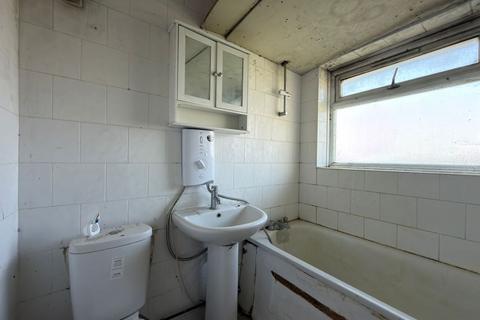 undefined, 15 Monarch Close, Feltham, Middlesex, TW14 8BB
