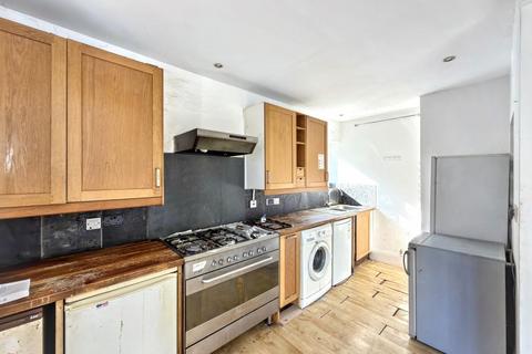 undefined, 15 Monarch Close, Feltham, Middlesex, TW14 8BB