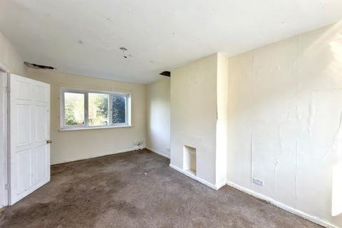 undefined, 15 Monarch Close, Feltham, Middlesex, TW14 8BB