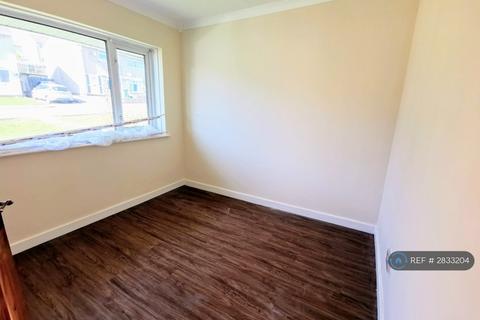 1 bedroom bungalow to rent, Heol Seward, Beddau, Pontypridd, CF38
