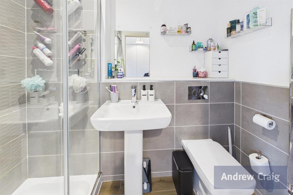En Suite Shower Room