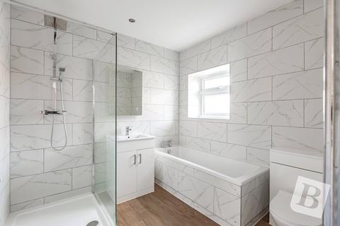 3 bedroom detached bungalow for sale, Vaagen Road, Canvey Island, Essex, SS8