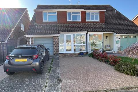 Thames Way, Worthing, West Sussex