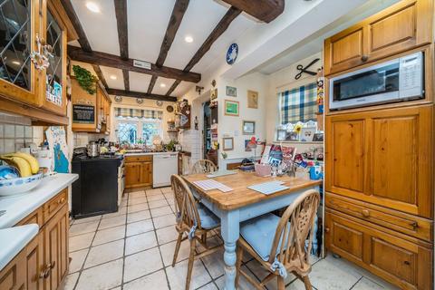 undefined, Elm Road, Chessington KT9