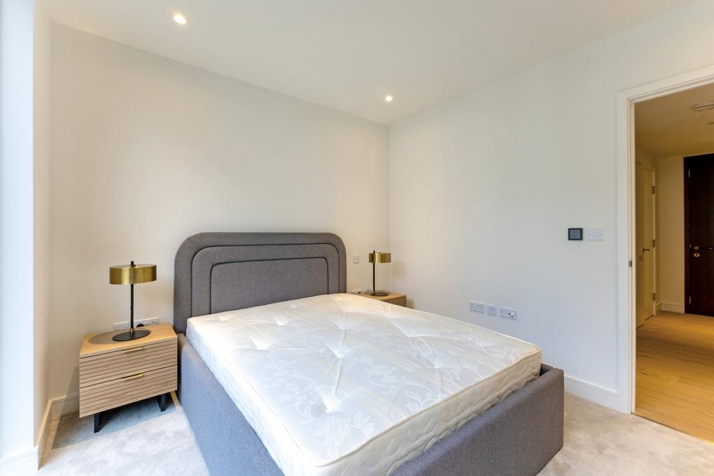 Bedroom (2)
