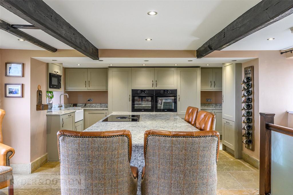 Kitchen/Breakfast