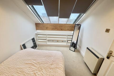 undefined, Kings Court, Birmingham, B3