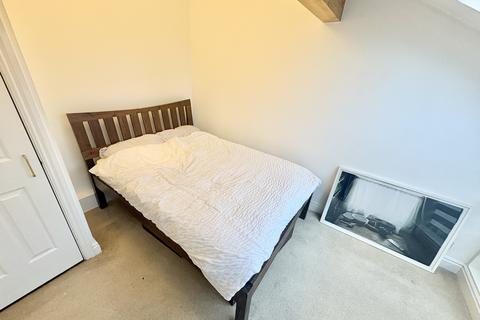 undefined, Kings Court, Birmingham, B3