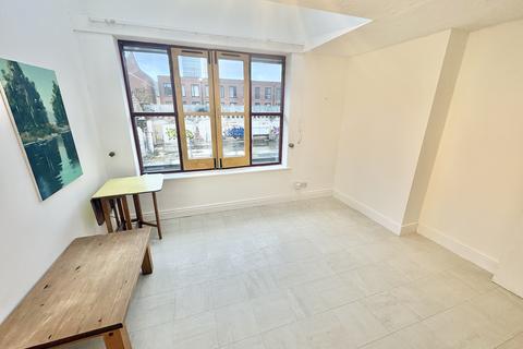 undefined, Kings Court, Birmingham, B3