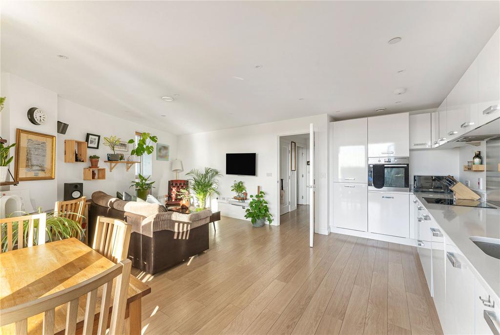 Reception/Kitchen