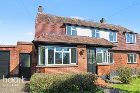 4 bedroom detached house for sale, Marshalls Road, Braintree