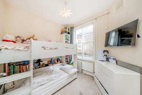 2 bedroom flat to rent, Edenvale Street, London SW6