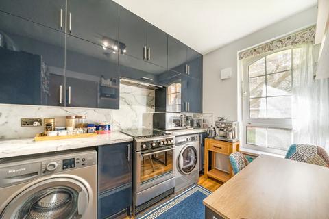 undefined, Watts Street, London E1W