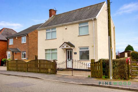 Selwyn Street, Chesterfield S44
