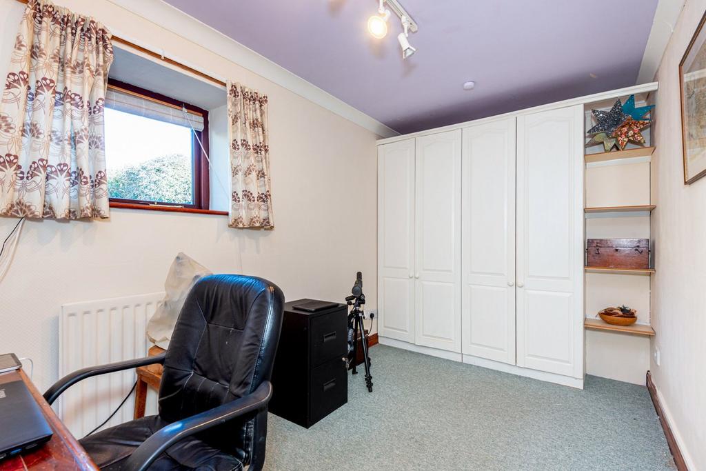 Office / Bedroom 4