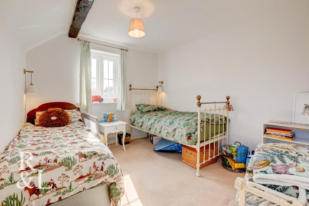 1 Kiln Close (40).jpg