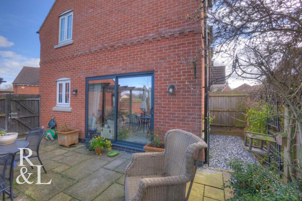 1 Kiln Close (10).jpg