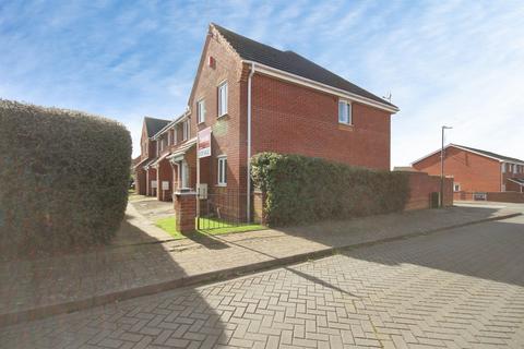 Desdemona Avenue, Heathcote, Warwick