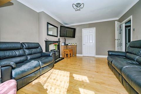 5 bedroom semi-detached house for sale, Kiln Ground, HEMEL HEMPSTEAD
