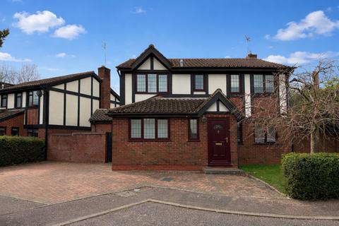 undefined, Kestrel Way, Buckingham, MK18